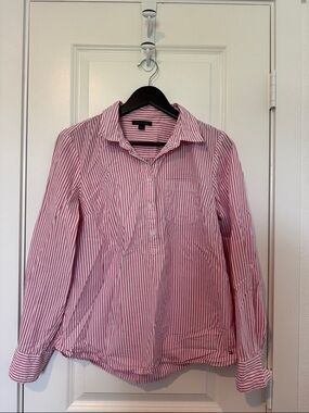 Striped Pink and White Tommy Hilfiger Button Shirt Beach Summer